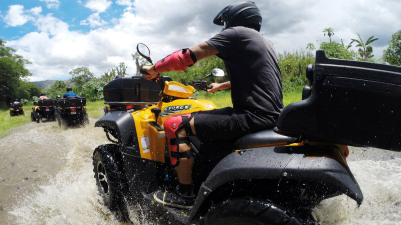 Blast your way through the Fijian mountains on a quad! This is a pure riding experience not to be missed.